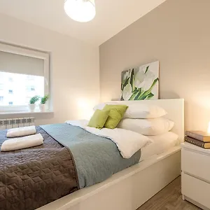 P&o Okecie Apartament